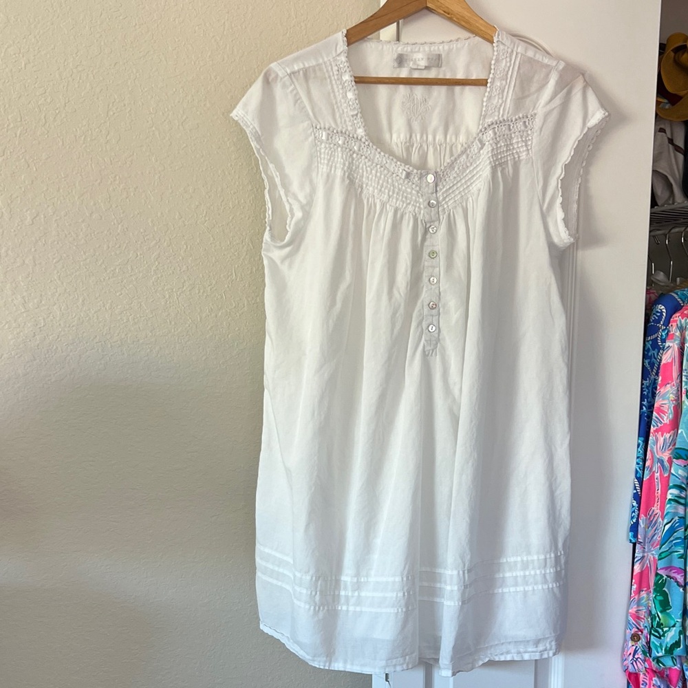 Eileen West White Embroidered Nightgown